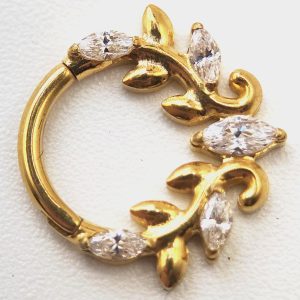 gold leaf segment clicker ring in nickel free implant grade ASTM F-136 titanium by Willow and Thorn
