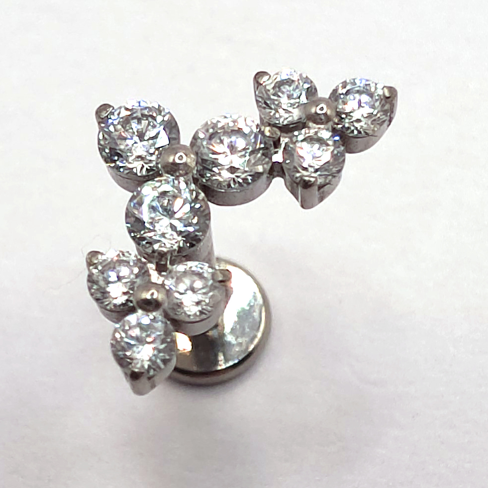 Silver Scattered Cluster Flat Back Labret in nickel free implant grade titanium, Willow & Thorn